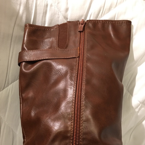 VANGELO Heeled Knee High Dress Boots Brown - Picture 12 of 16